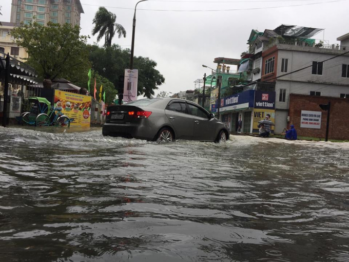 Thừa Thi&ecirc;n Huế: Nước c&aacute;c s&ocirc;ng đang l&ecirc;n nhanh, nguy cơ t&aacute;i hiện cơn lũ lịch sử năm 1999