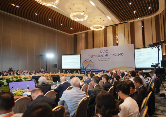 Quang cảnh hội nghị H&ocirc;̣i đ&ocirc;̀ng Tư vấn Kinh doanh&nbsp;ABAC 2017.