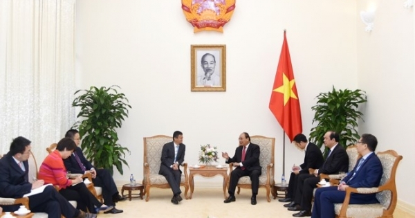 Thủ tướng Nguyễn Xuân Phúc tiếp Chủ tịch tập đoàn Thương mại điện tử Alibaba Jack Ma