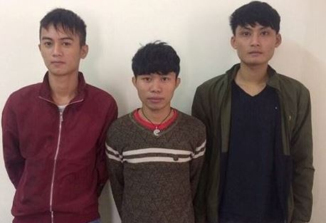 3 đối tượng tại cơ quan cảnh s&aacute;t điều tra. (Ảnh: b&aacute;o Infornet)