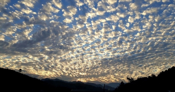 Những áng mây tuyệt đẹp và kỳ ảo xuất hiện ở Lào Cai