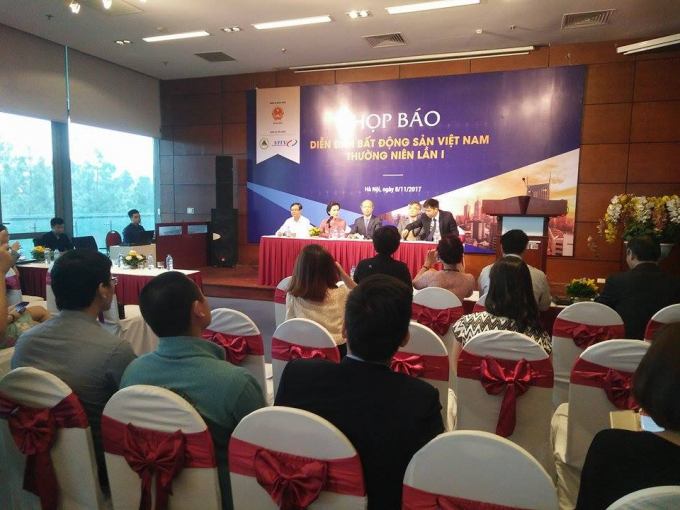 Họp b&aacute;o diễn đ&agrave;n Bất động sản Việt Nam thường ni&ecirc;n lần thứ nhất tại H&agrave; Nội