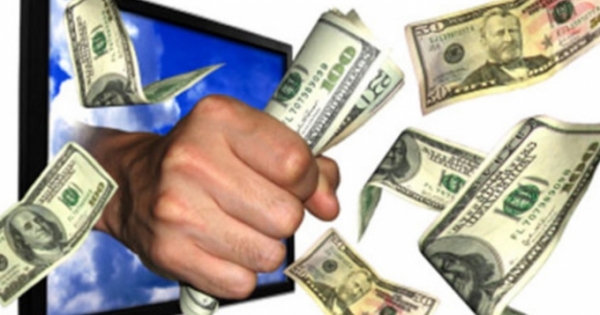 TP HCM: "Quý bà" Thụy Sĩ sụp bẫy trai lạ