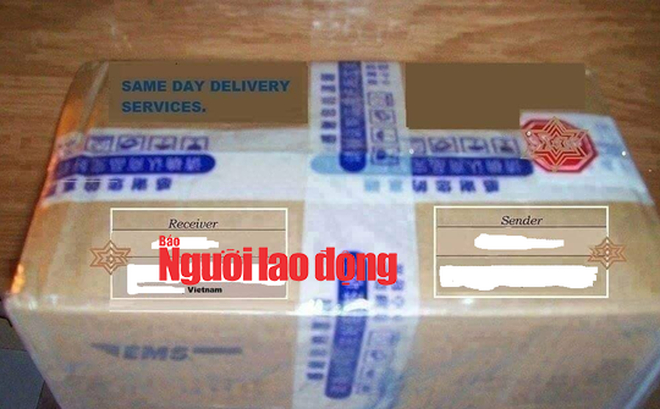 Mẫu giấy tờ được l&agrave;m giả v&agrave; th&ugrave;ng qu&agrave; c&aacute;c đối tượng chụp gởi cho c&aacute;c