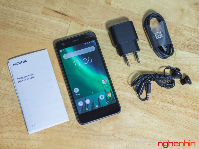 Đập hộp điện thoại Nokia 2 gi&aacute; hơn 2,3 triệu đồng c&oacute; g&igrave; nổi trội