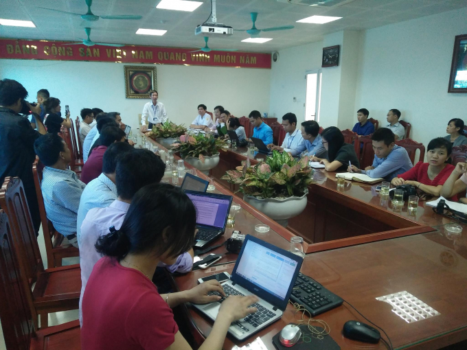 To&agrave;n cảnh buổi họp b&aacute;o.