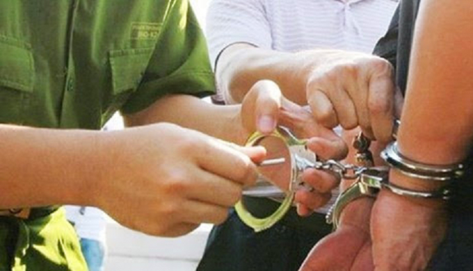 Với h&agrave;nh vi l&agrave;m giả t&agrave;i liệu của cơ quan tổ chức, &ocirc;ng Ng&ocirc; Trường Sơn đ&atilde; bị lực lượng chức năng bắt giữ (ảnh minh họa).