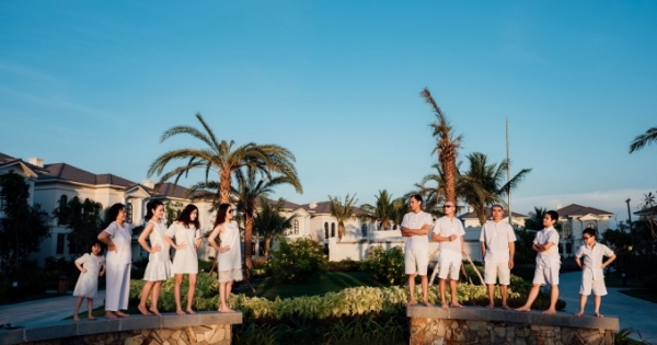 Thích thú với bộ ảnh độc đáo của gia đình ba thế hệ