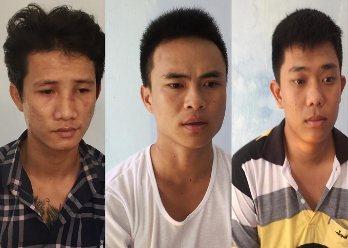 Phạm Văn Cường (tr&aacute;i) v&agrave; hai đồng bọn Phạm Ph&uacute; (giữa) v&agrave; Ch&acirc;u Nhuận Ph&aacute;t (phải).