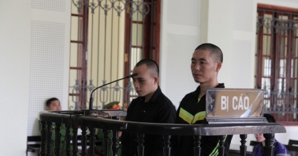 Đổi thuốc phiện bằng quần áo, hai chú cháu nhận 40 năm tù