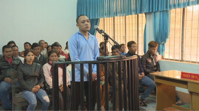 Y Rol Kbu&ocirc;r phải nhận mức &aacute;n 10 năm t&ugrave; v&igrave; h&agrave;nh vi th&uacute; t&iacute;nh của m&igrave;nh.