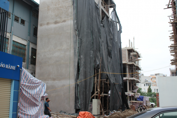 C&ocirc;ng ty gi&acirc;y gỗ H&agrave; Đ&ocirc;ng l&agrave; một trong l&agrave; một trong những đơn vị c&oacute; số nợ khủng trong danh s&aacute;ch c&aacute;c đơn vị nợ tiền sử dụng đất đợt T10/2017 do Cục thuế TP H&agrave; Nội c&ocirc;ng bố.