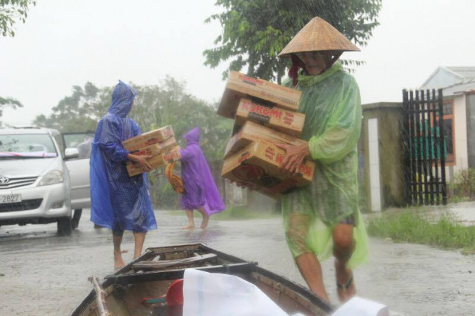 Ph&aacute;p luật Plus đồng h&agrave;nh với b&agrave; con v&ugrave;ng lũ Quảng Điền, tỉnh Thừa Thi&ecirc;n Huế