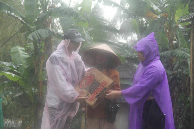 Ph&aacute;p luật Plus đồng h&agrave;nh với b&agrave; con v&ugrave;ng lũ Quảng Điền, tỉnh Thừa Thi&ecirc;n Huế