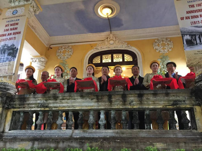 Lễ tổ chức triển l&atilde;m chủ đề &ldquo;100 năm cung An Định&rdquo; (Ảnh: Đăng Hậu)