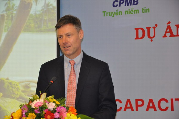 &Ocirc;ng Achim Fock - Gi&aacute;m đốc quản l&yacute; danh&nbsp;mục đầu tư của WB ph&aacute;t biểu tại Hội thảo