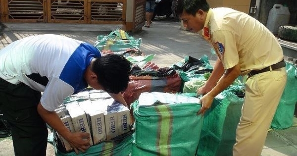 An Giang: Cải tạo thùng xe giấu 21.000 bao thuốc lá lậu