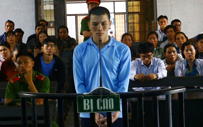 Bị c&aacute;o Lương Xu&acirc;n Trang tại phi&ecirc;n t&ograve;a ph&uacute;c thẩm. (Ảnh: b&aacute;o C&ocirc;ng an nh&acirc;n d&acirc;n)