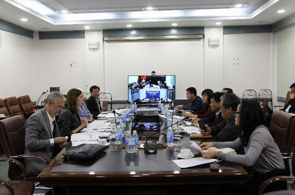 Kểm tra t&igrave;nh h&igrave;nh thực hiện dự &aacute;n