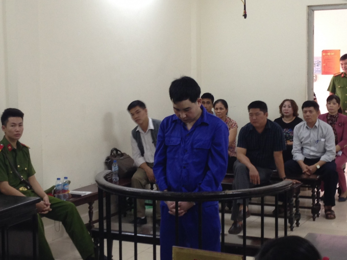 Bị c&aacute;o Tiến tại t&ograve;a.