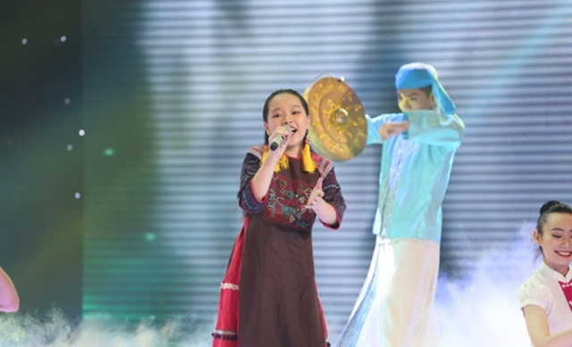 Ngọc &Aacute;nh - Học tr&ograve; Vũ C&aacute;t Tường đăng quang qu&aacute;n qu&acirc;n The Voice Kids 2017
