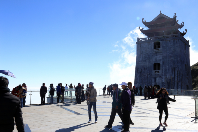 Sa Pa (L&agrave;o Cai): Tuyệt t&igrave;nh cốc tr&ecirc;n đỉnh Fansipan