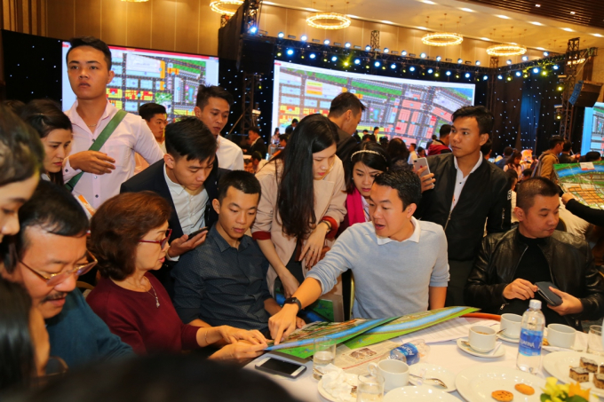 Kết th&uacute;c lễ mở b&aacute;n Khu đ&ocirc; thị River View trong đ&oacute;,&nbsp;515/600 l&ocirc; đ&atilde; được đặt mua th&agrave;nh c&ocirc;ng - đạt tỷ lệ 86%.