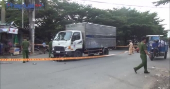 TP HCM: Va chạm với xe tải, người đàn ông tử vong tại chỗ