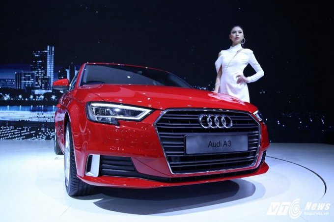 Theo số liệu thống k&ecirc; của Hiệp hội c&aacute;c nh&agrave; sản xuất &ocirc; t&ocirc; Việt Nam (VAMA), trong th&aacute;ng 10/2017, to&agrave;n thị trường &ocirc; t&ocirc; Việt Nam đạy 21.868 xe, tăng 3% so với th&aacute;ng 9/2017 nhưng giảm tới 22% so với th&aacute;ng 10/2016.&nbsp;