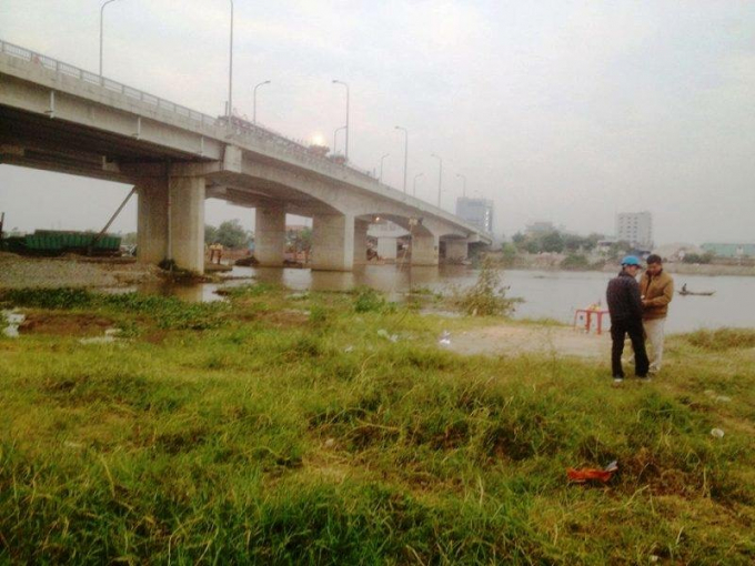 Khu vực ph&aacute;t hiện th&igrave; thể đối tượng đ&aacute;nh bạc tử nạn.&nbsp;