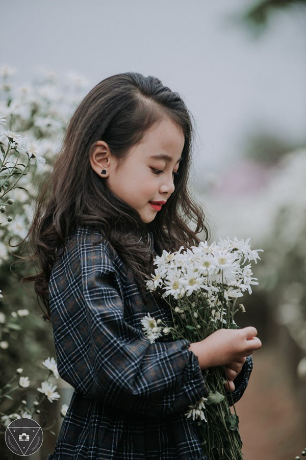 N&agrave;ng c&ocirc;ng ch&uacute;a ngọt ng&agrave;o Bảo Vy lu&ocirc;n l&agrave; niềm tự h&agrave;o của mẹ L&ecirc; Hạnh.