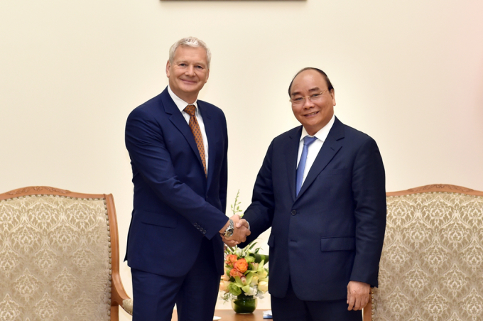 Thủ tướng Nguyễn Xu&acirc;n Ph&uacute;c tiếp l&atilde;nh đạo c&aacute;c tập đo&agrave;n Ph&aacute;p, Australia