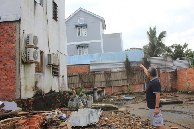 Ng&ocirc;i nh&agrave; x&acirc;y tr&ecirc;n đất gia tộc &ocirc;ng Ph&uacute;c.