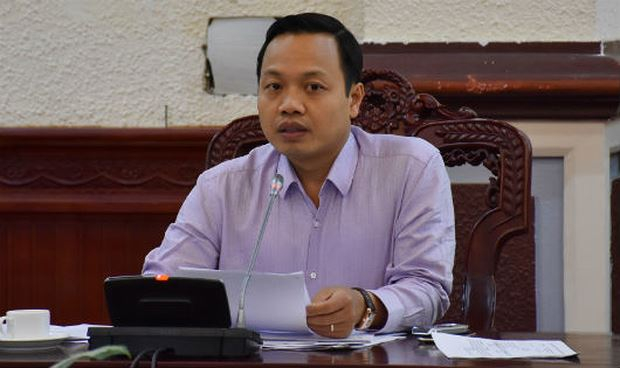 Thứ trưởng Bộ Tư ph&aacute;p Trần Tiến Dũng chủ tr&igrave; cuộc họp thẩm định