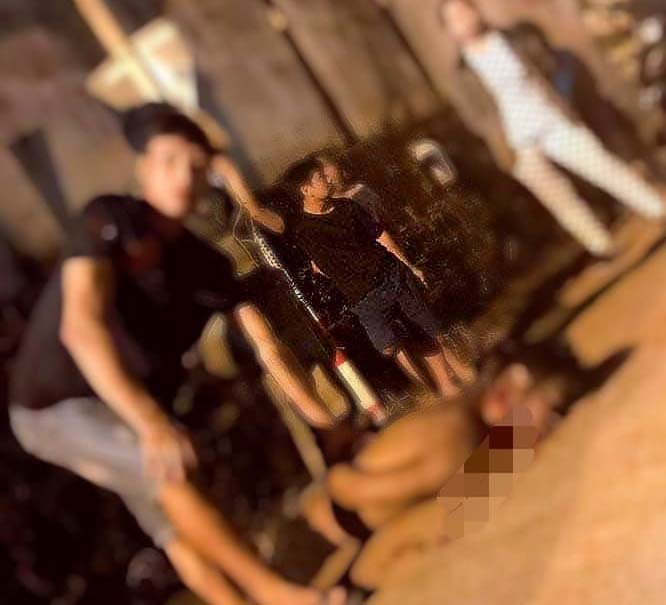 Hiện trường người đ&agrave;n &ocirc;ng bị đ&aacute;nh trọng thương dẫn đến tử vong.