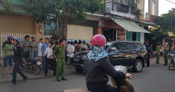 Bắt quả tang hàng chục nam nữ nghi phê ma túy trong quán karaoke