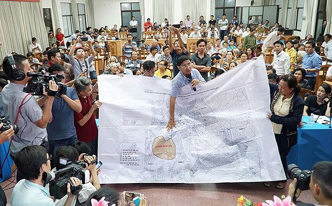 Vụ sai phạm ở Thủ Thi&ecirc;m chưa bao giờ hết n&oacute;ng suốt nhiều năm qua.