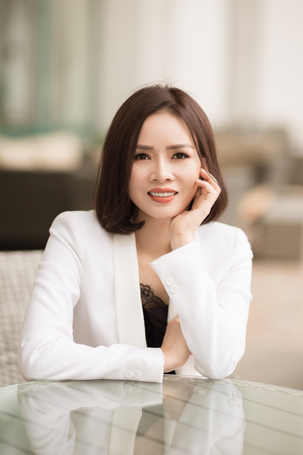 CEO SARAH LE - Người ti&ecirc;n phong mở ra xu hướng l&agrave;m đẹp thời 4.0&nbsp;