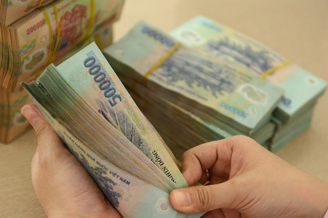 H&agrave; Nội đặt 3 mốc thời gian điều chỉnh mức lương c&aacute;n bộ, c&ocirc;ng chức