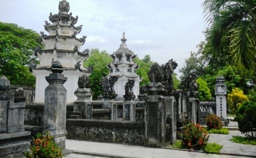 Oan tình của sư trụ trì ở ngôi chùa nổi tiếng miền Trung