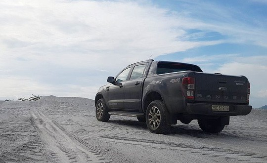 Nhu cầu xe b&aacute;n tải, xe van tăng mạnh trong thời gian qua.