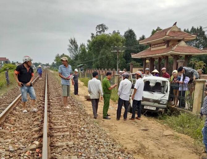 Hiện trường vụ tai nạn. (Ảnh: Ng&ocirc; c&ocirc;ng Tấn)