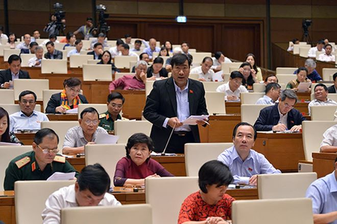 ĐB Thạch Phước B&igrave;nh (Tr&agrave; Vinh) ph&aacute;t biểu. (Ảnh: Quochoi.vn)