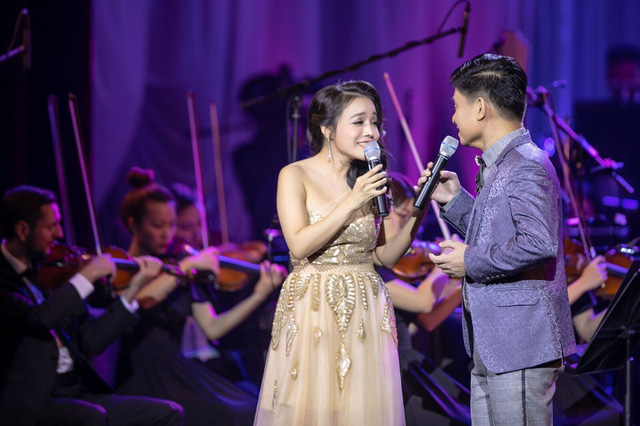 Nghệ sĩ Lan Ạnh v&agrave; NSUT Tấn Minh