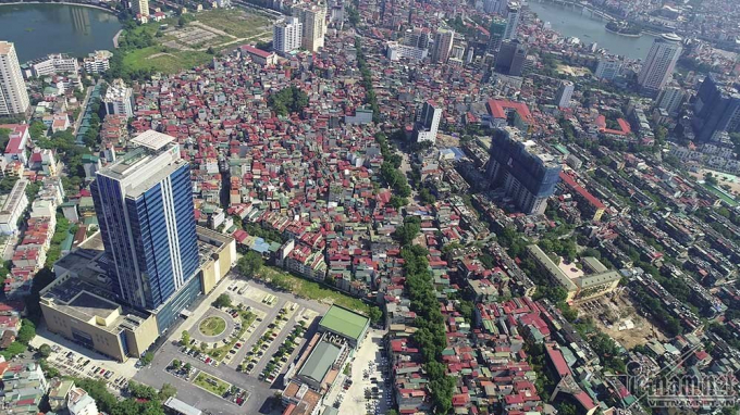 Dự &aacute;n đường v&agrave;nh đai 1 đoạn Ho&agrave;ng Cầu - Voi Phục được đầu tư x&acirc;y dựng c&aacute;c hạng mục chiếu s&aacute;ng, c&acirc;y xanh, tho&aacute;t nước&hellip; khớp nối đồng bộ hạ tầng kỹ thuật, kiến tr&uacute;c cảnh quan