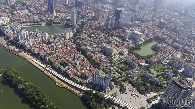 Đường được kỳ vọng sẽ giảm tải cho đường Đ&ecirc; La Th&agrave;nh qu&aacute; nhỏ,&nbsp;thường xuy&ecirc;n&nbsp;&ugrave;n tắc&nbsp;