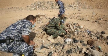 Hơn 200 ngôi mộ tập thể với hơn 12.000 thi thể được tìm thấy ở Iraq