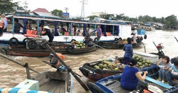 Miền Tây mùa nước nổi, có gì “lạ” không em?