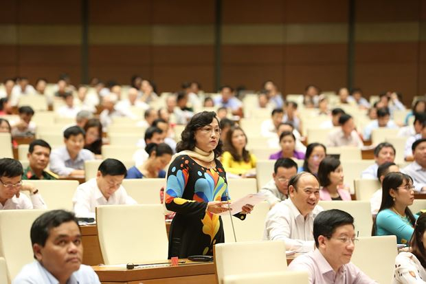 ĐB Nguyễn Thị Kim B&eacute; (đo&agrave;n Ki&ecirc;n Giang).