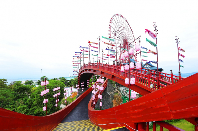 C&ocirc;ng vi&ecirc;n b&ecirc;n bờ vịnh v&agrave; cuộc du ngoạn &Acirc;u &Aacute; &iacute;t người biết